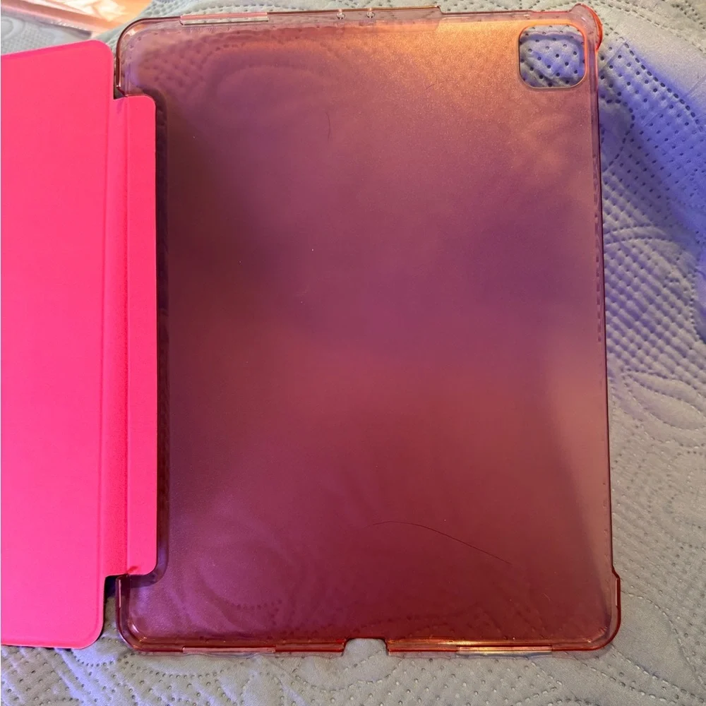 Pink Tri-Fold Tablet Cover with Smooth Matte Finish